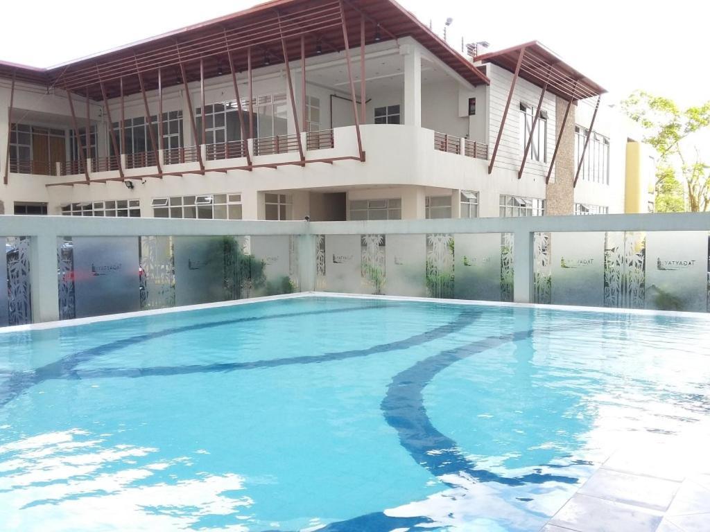 Cityland Tagaytay Taal Lake View City View Free Pool Parking Studios With Balcony Are City View Tagaytay City Esterno foto
