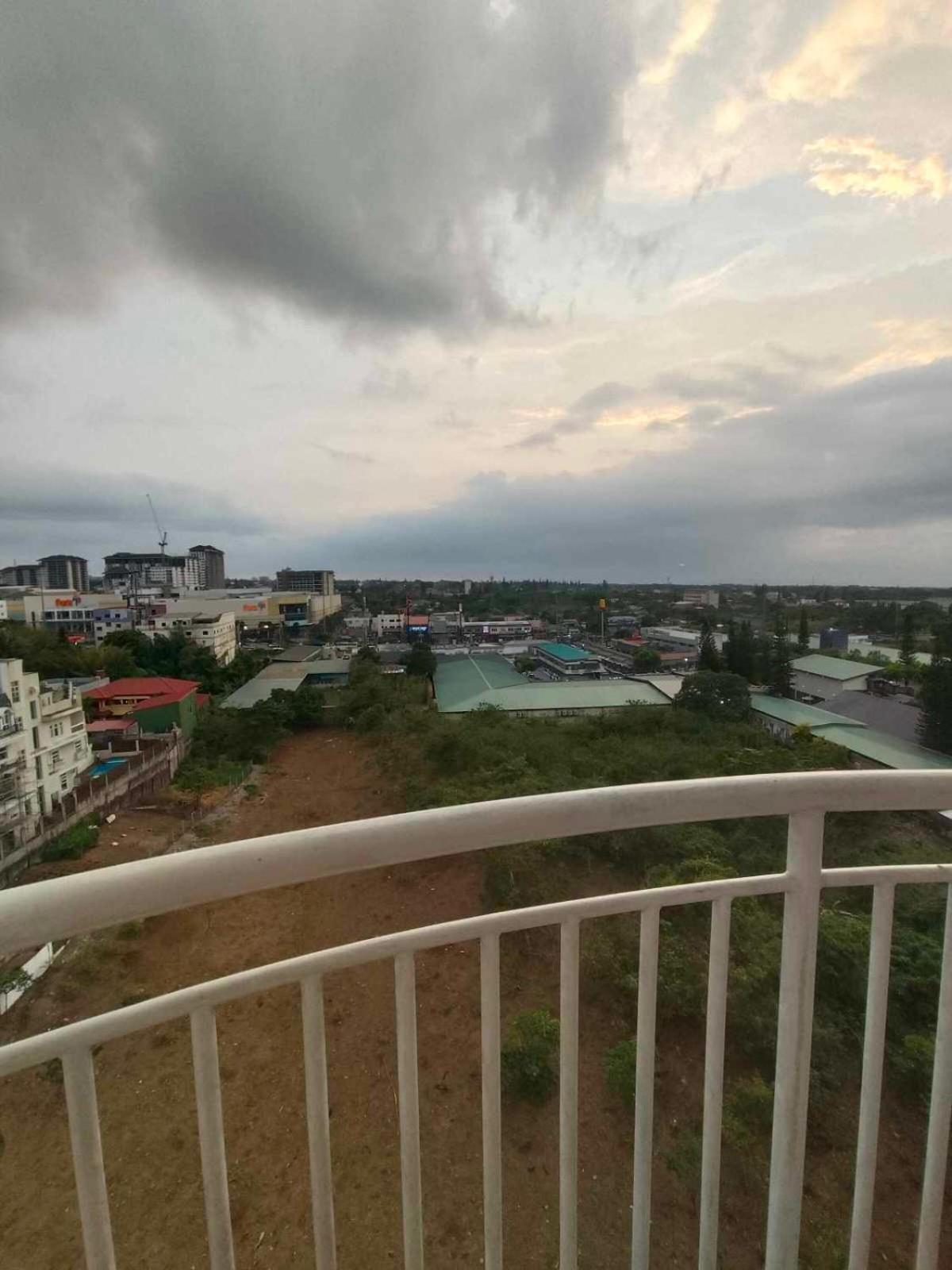 Cityland Tagaytay Taal Lake View City View Free Pool Parking Studios With Balcony Are City View Tagaytay City Esterno foto