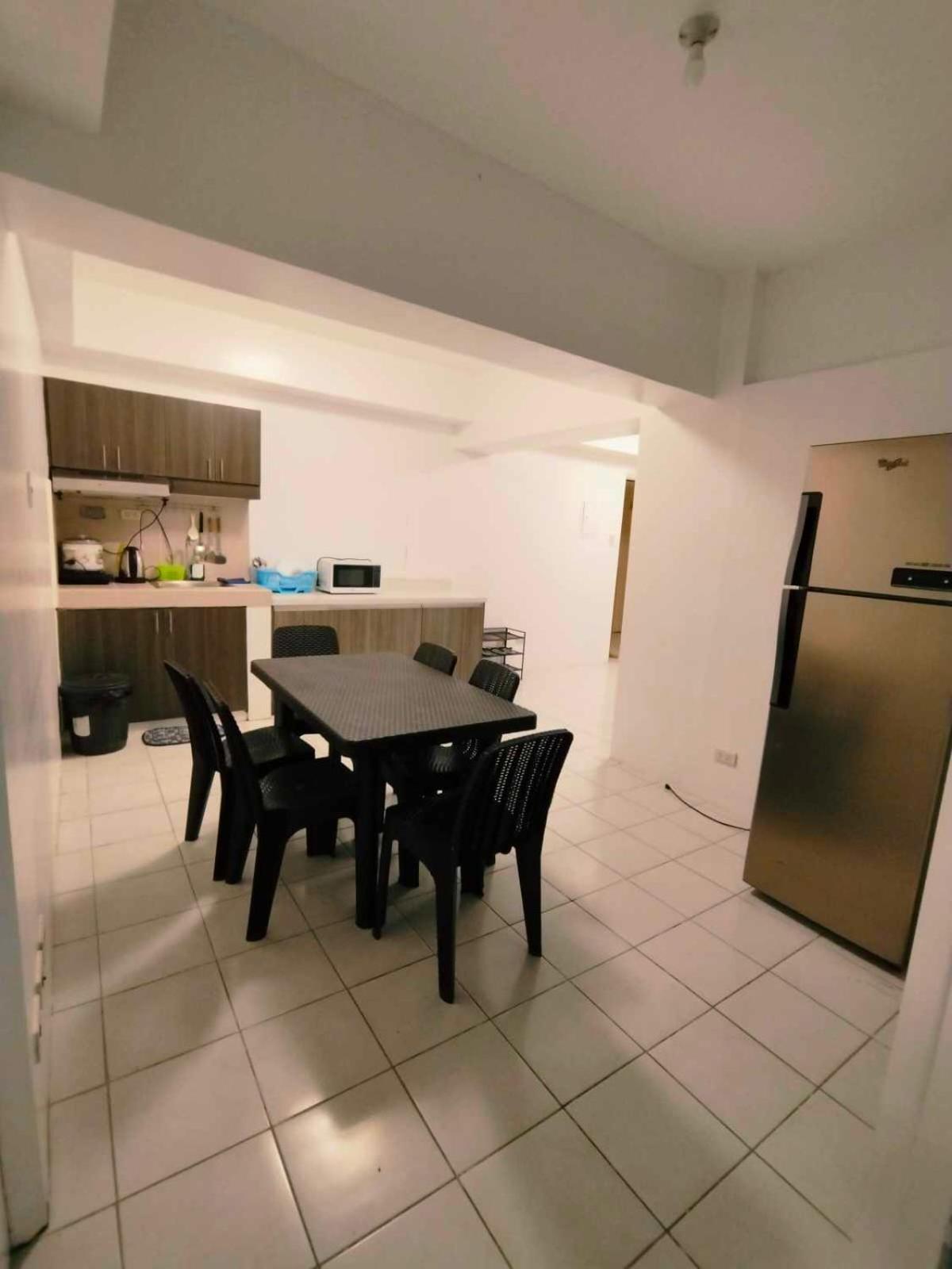 Cityland Tagaytay Taal Lake View City View Free Pool Parking Studios With Balcony Are City View Tagaytay City Esterno foto